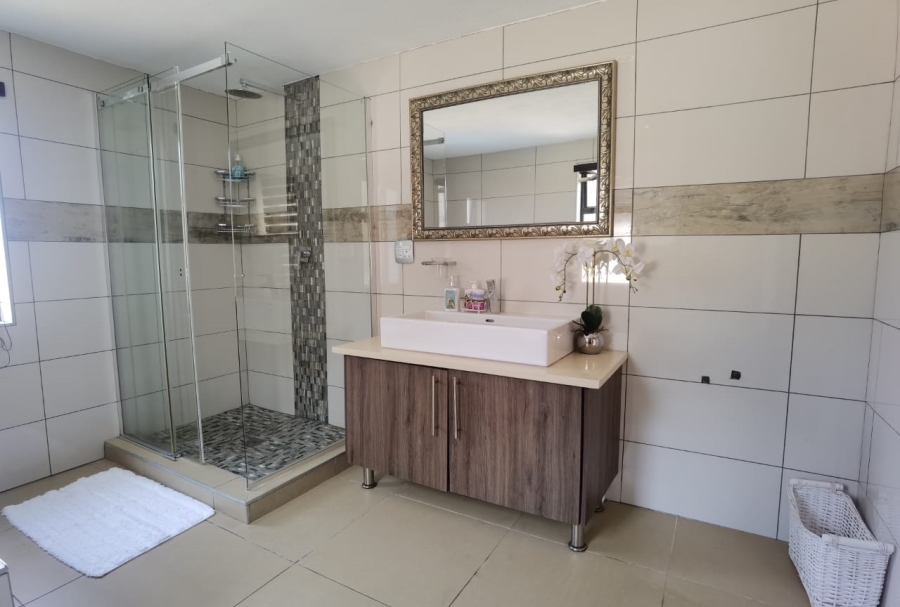 4 Bedroom Property for Sale in Elawini Lifestyle Estate Mpumalanga
