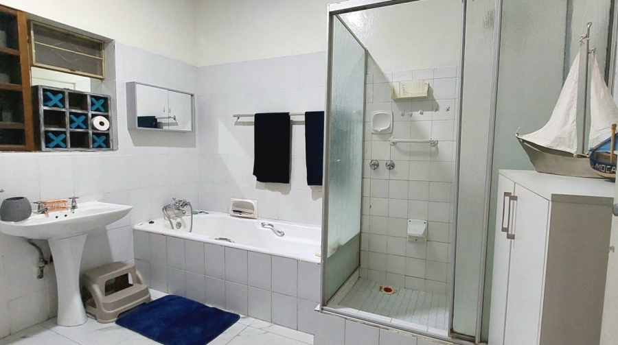 4 Bedroom Property for Sale in Nelspruit Ext 2 Mpumalanga