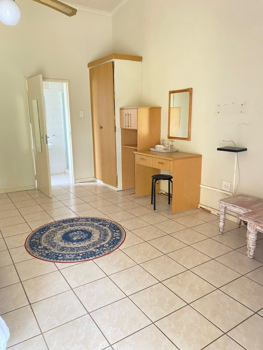 13 Bedroom Property for Sale in West Acres Mpumalanga
