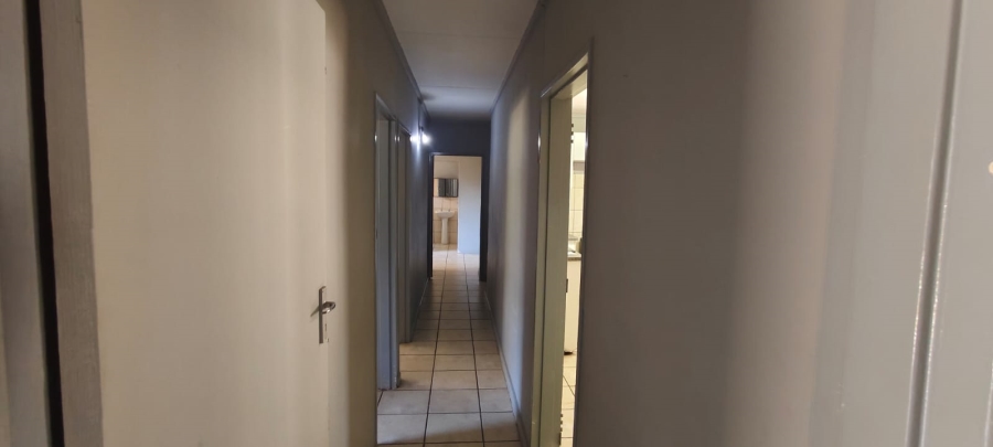 To Let 3 Bedroom Property for Rent in Nelspruit Ext 1 Mpumalanga