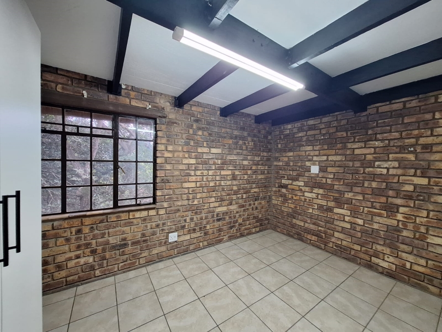 To Let 1 Bedroom Property for Rent in West Acres Mpumalanga