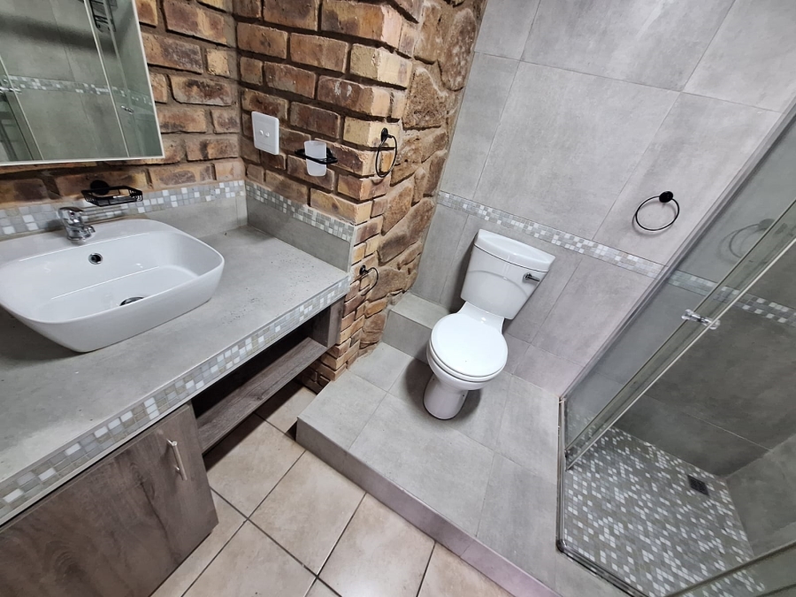 To Let 1 Bedroom Property for Rent in West Acres Mpumalanga