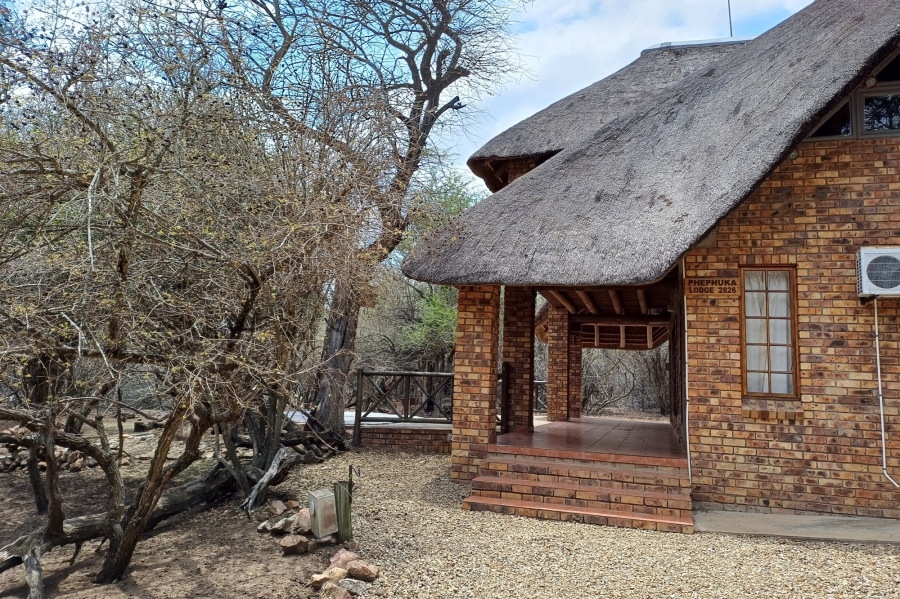 2 Bedroom Property for Sale in Marloth Park Mpumalanga