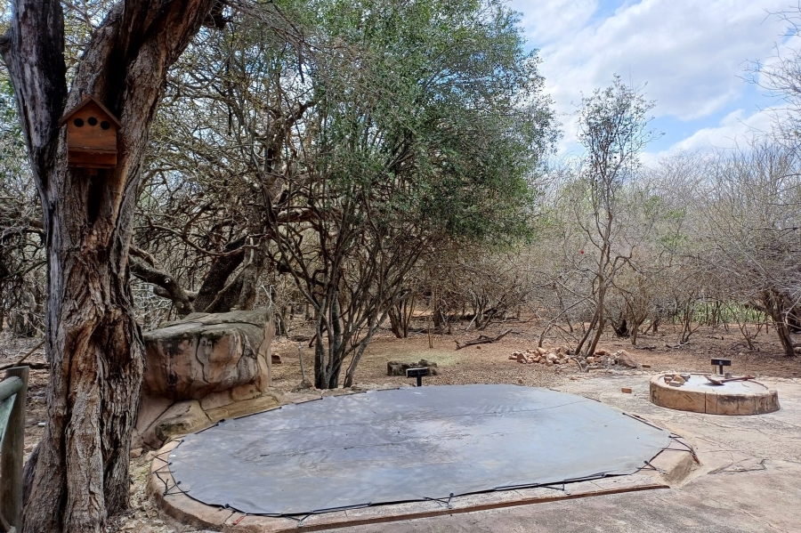 2 Bedroom Property for Sale in Marloth Park Mpumalanga