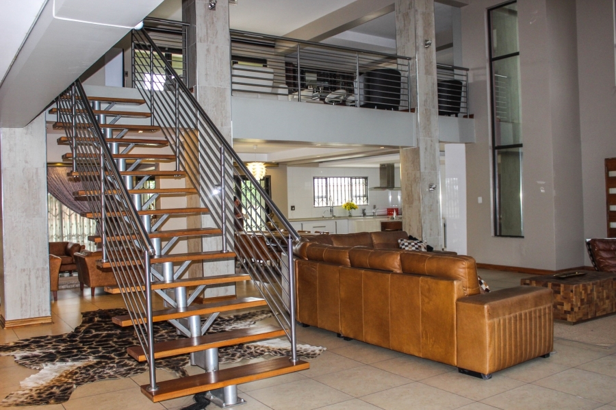 6 Bedroom Property for Sale in Aerorand Mpumalanga