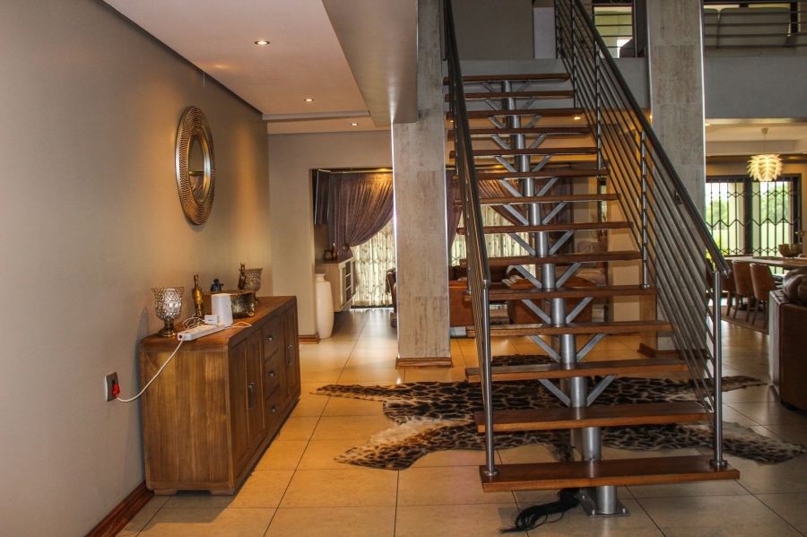 6 Bedroom Property for Sale in Aerorand Mpumalanga