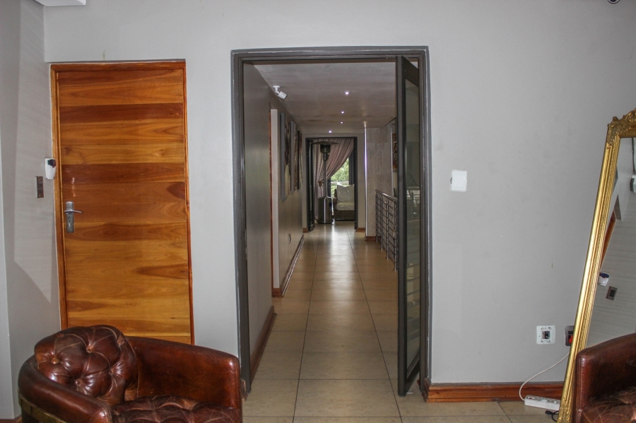 6 Bedroom Property for Sale in Aerorand Mpumalanga