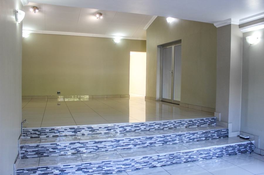 7 Bedroom Property for Sale in Gholfsig Mpumalanga