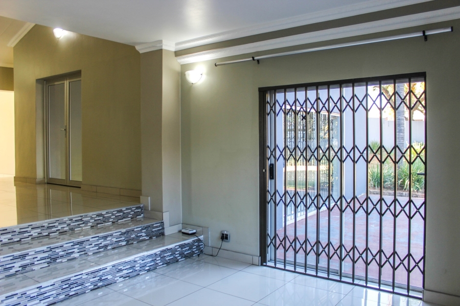 7 Bedroom Property for Sale in Gholfsig Mpumalanga