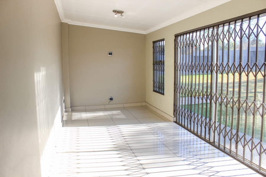 7 Bedroom Property for Sale in Gholfsig Mpumalanga