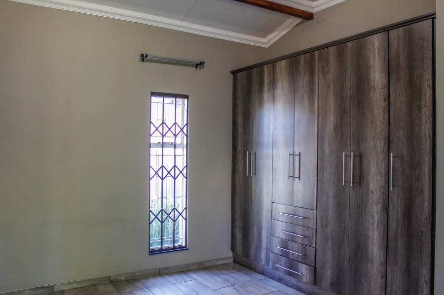 7 Bedroom Property for Sale in Gholfsig Mpumalanga