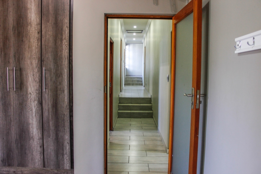 7 Bedroom Property for Sale in Gholfsig Mpumalanga