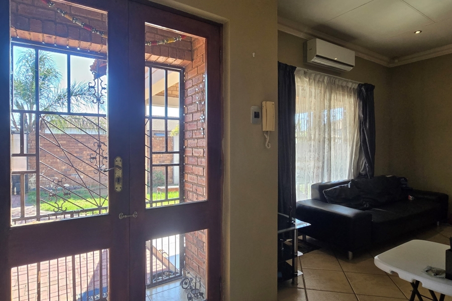 3 Bedroom Property for Sale in Aerorand Mpumalanga