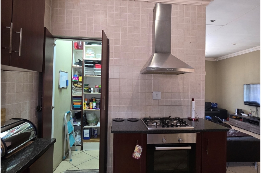 3 Bedroom Property for Sale in Aerorand Mpumalanga