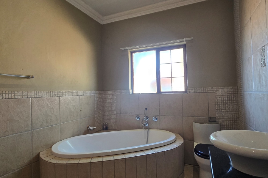 3 Bedroom Property for Sale in Aerorand Mpumalanga