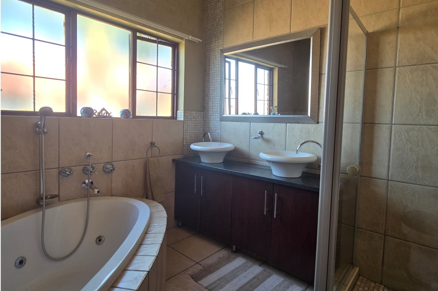 3 Bedroom Property for Sale in Aerorand Mpumalanga