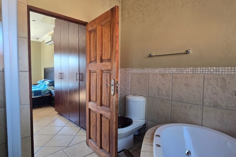 3 Bedroom Property for Sale in Aerorand Mpumalanga
