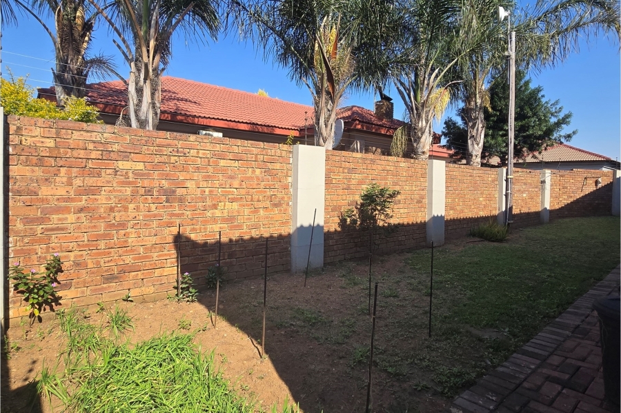 3 Bedroom Property for Sale in Aerorand Mpumalanga