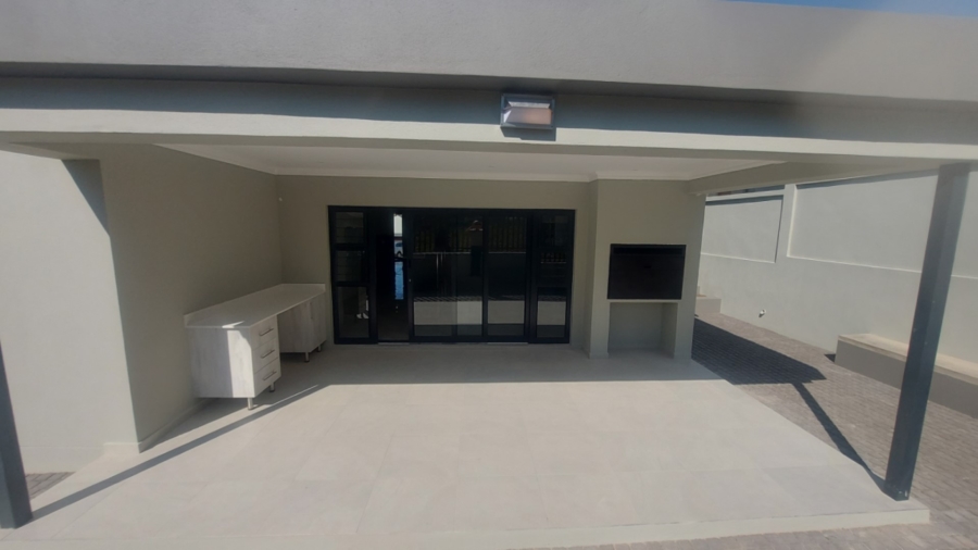 3 Bedroom Property for Sale in Elawini Lifestyle Estate Mpumalanga