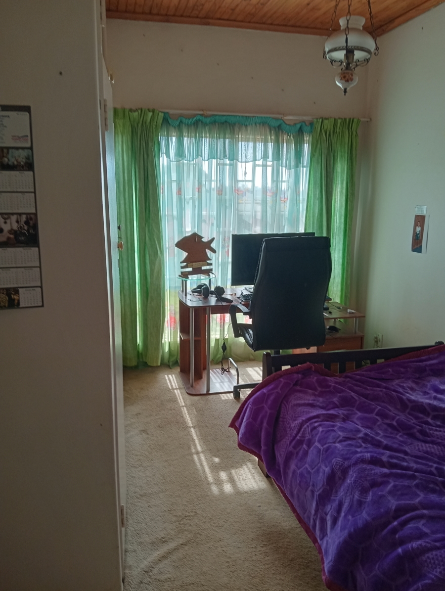 4 Bedroom Property for Sale in Rietkol AH Mpumalanga