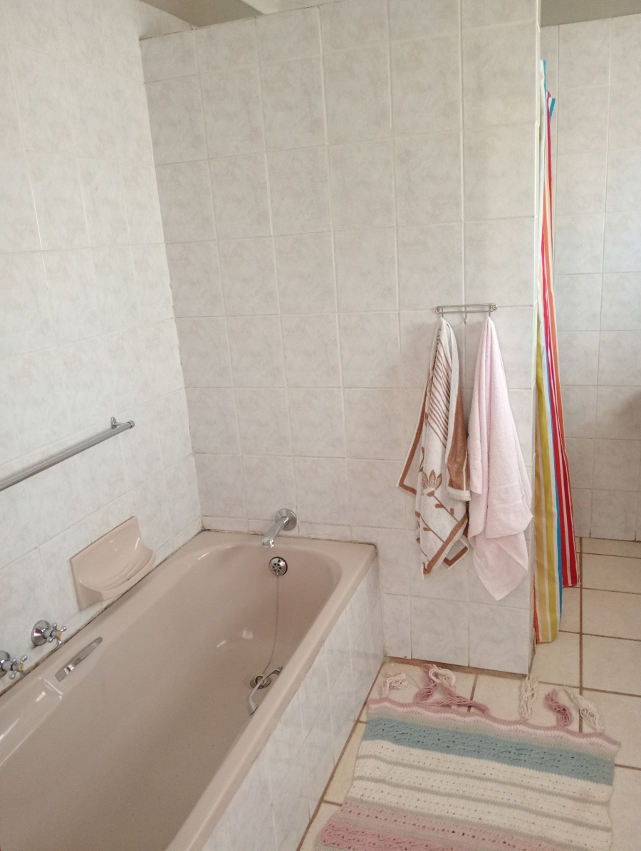 4 Bedroom Property for Sale in Rietkol AH Mpumalanga