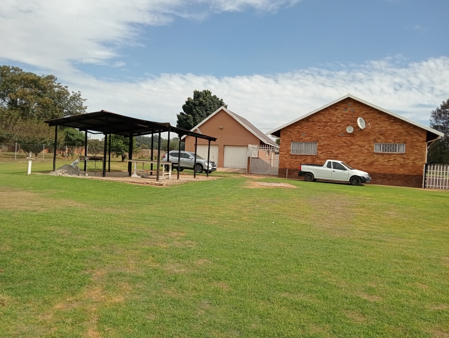 4 Bedroom Property for Sale in Rietkol AH Mpumalanga