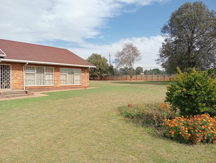 4 Bedroom Property for Sale in Rietkol AH Mpumalanga