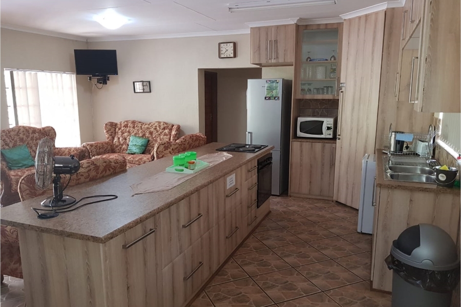 3 Bedroom Property for Sale in Marloth Park Mpumalanga