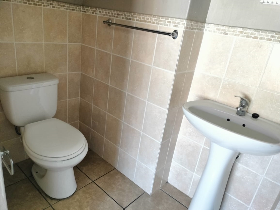 To Let 3 Bedroom Property for Rent in Sonheuwel Mpumalanga