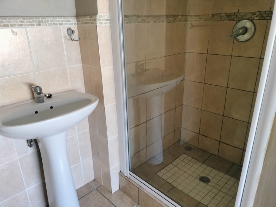 To Let 3 Bedroom Property for Rent in Sonheuwel Mpumalanga