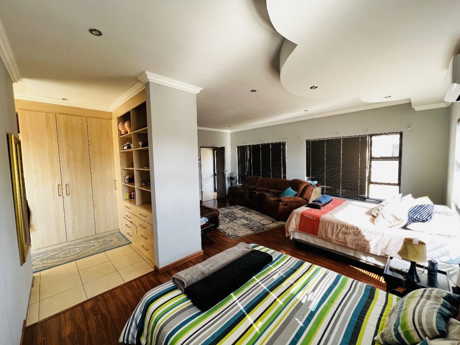 4 Bedroom Property for Sale in Stonehenge Ext 7 Mpumalanga
