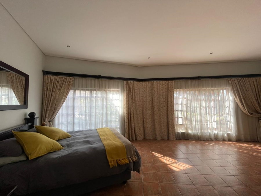 6 Bedroom Property for Sale in Trichardt Mpumalanga