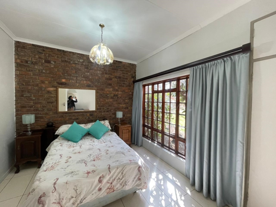 6 Bedroom Property for Sale in Trichardt Mpumalanga