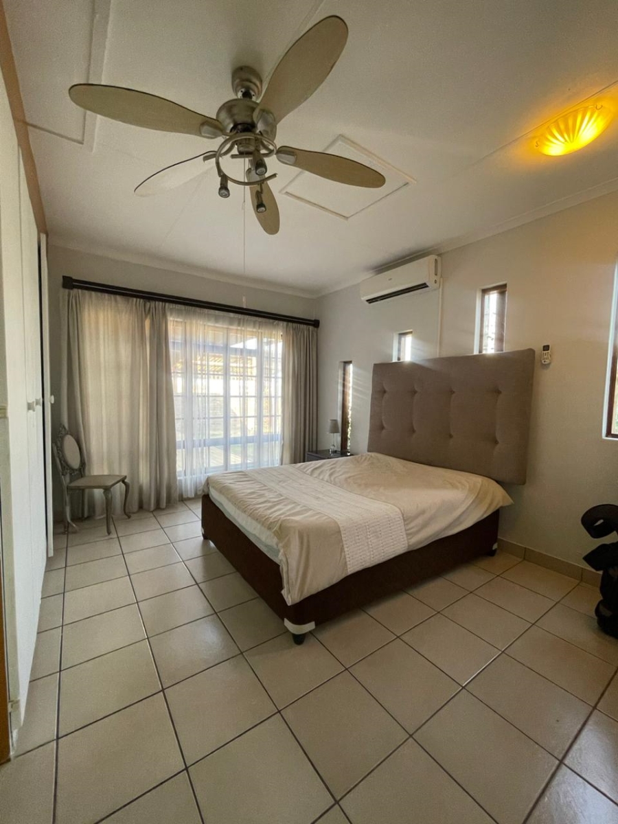 6 Bedroom Property for Sale in Trichardt Mpumalanga