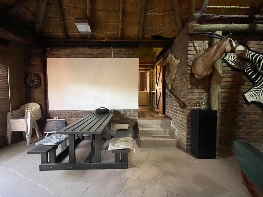 6 Bedroom Property for Sale in Trichardt Mpumalanga
