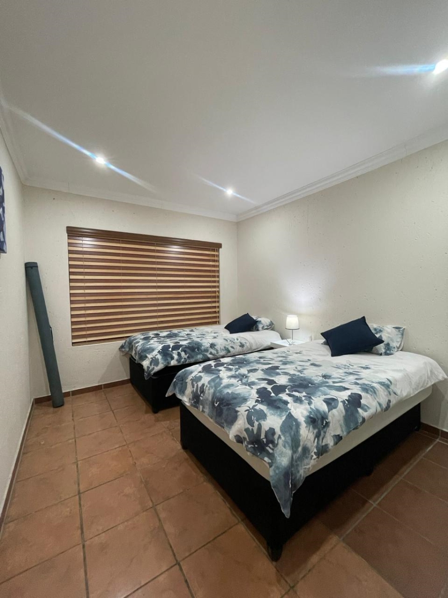 6 Bedroom Property for Sale in Trichardt Mpumalanga