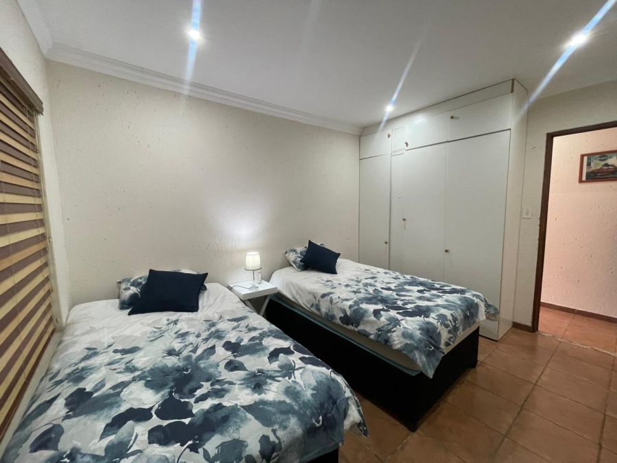 6 Bedroom Property for Sale in Trichardt Mpumalanga