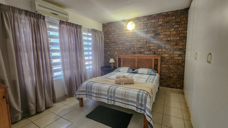 5 Bedroom Property for Sale in Marloth Park Mpumalanga