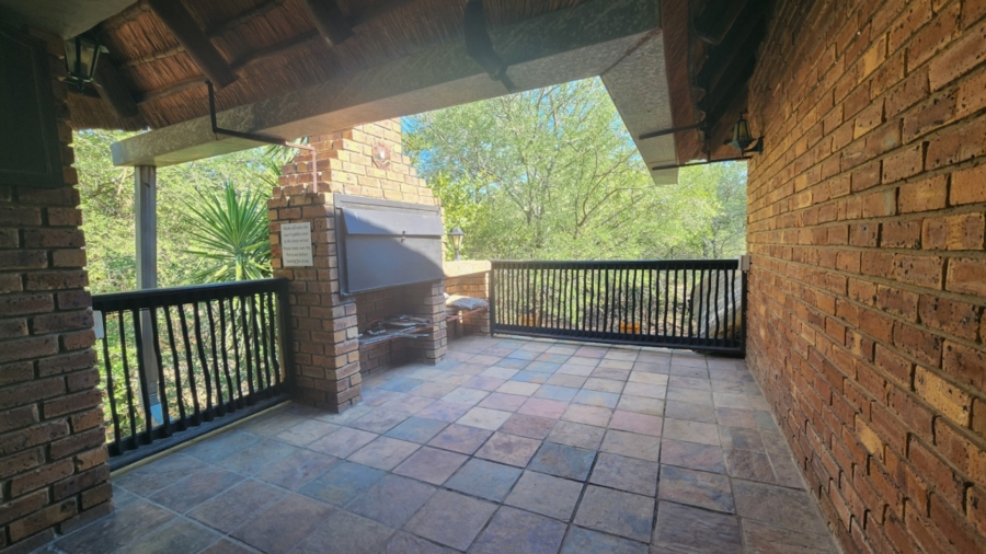 5 Bedroom Property for Sale in Marloth Park Mpumalanga