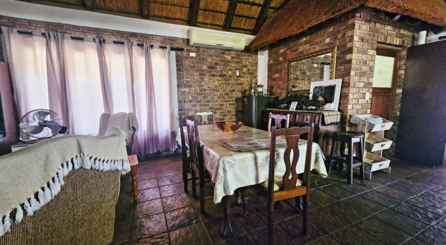 5 Bedroom Property for Sale in Marloth Park Mpumalanga