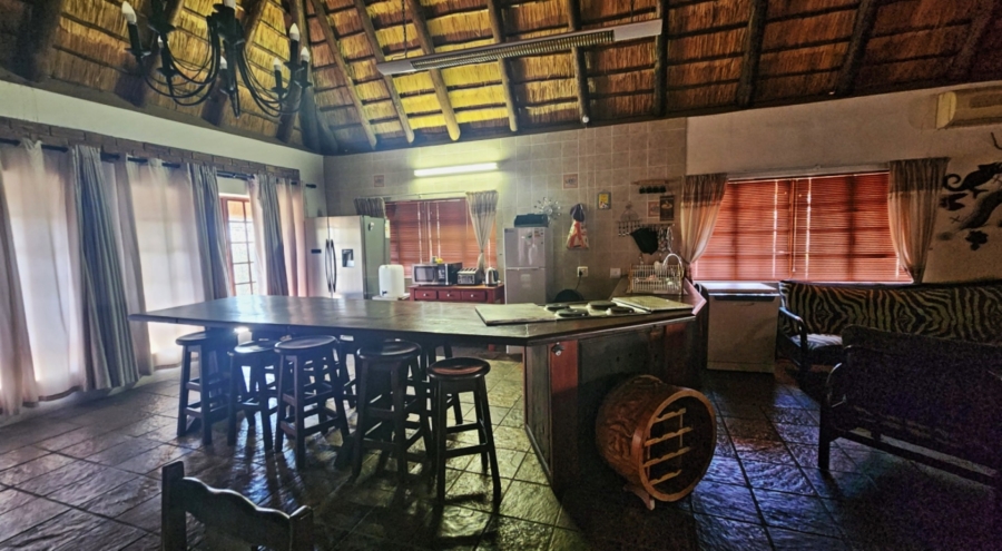 5 Bedroom Property for Sale in Marloth Park Mpumalanga