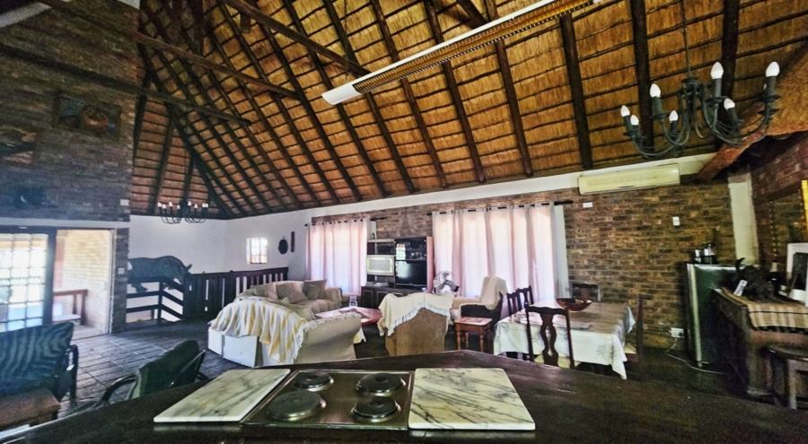 5 Bedroom Property for Sale in Marloth Park Mpumalanga
