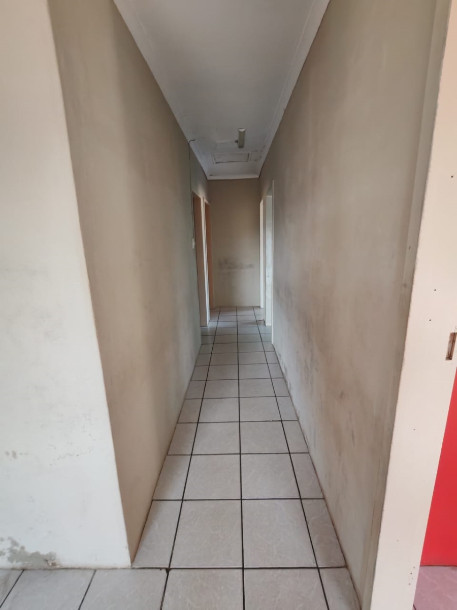 To Let 3 Bedroom Property for Rent in Jackaroo Park Mpumalanga