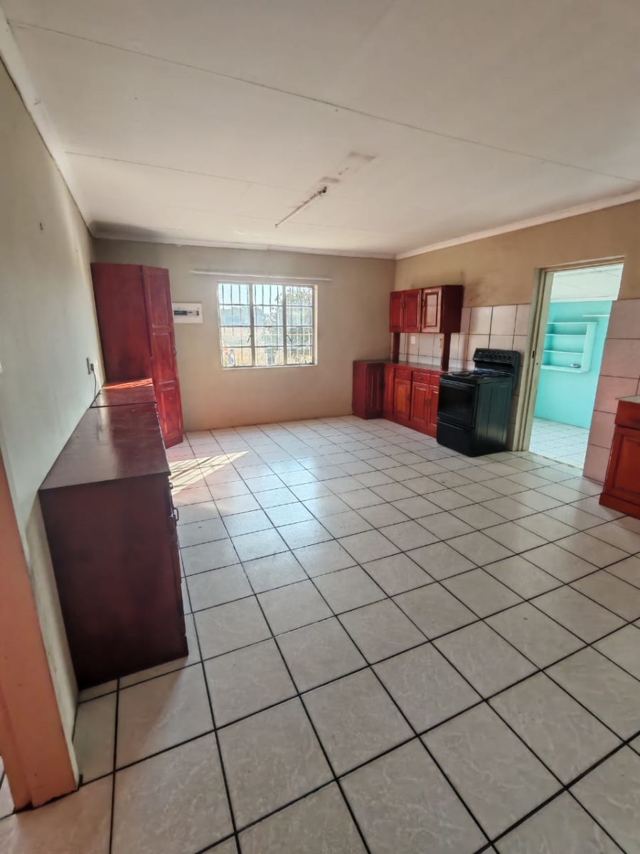 To Let 3 Bedroom Property for Rent in Jackaroo Park Mpumalanga