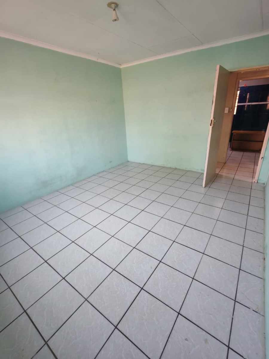 To Let 3 Bedroom Property for Rent in Jackaroo Park Mpumalanga