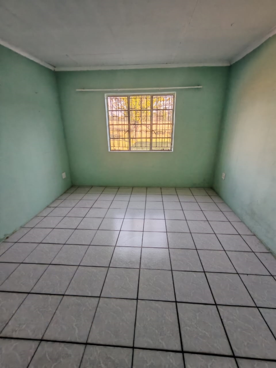 To Let 3 Bedroom Property for Rent in Jackaroo Park Mpumalanga