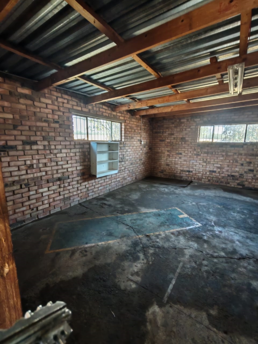 To Let 3 Bedroom Property for Rent in Jackaroo Park Mpumalanga