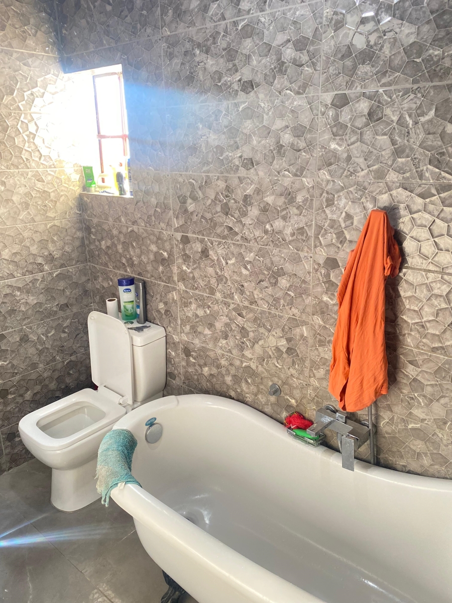 4 Bedroom Property for Sale in Tekwane South Mpumalanga