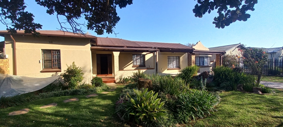 6 Bedroom Property for Sale in Middelburg South Mpumalanga