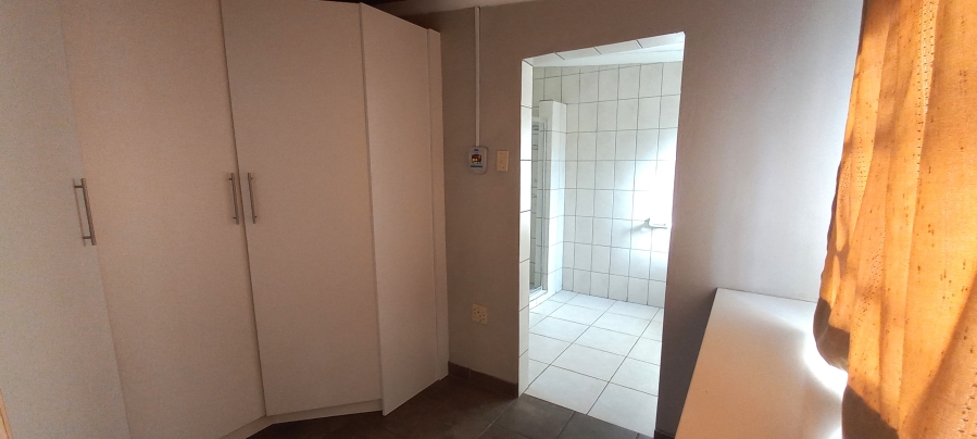 6 Bedroom Property for Sale in Middelburg South Mpumalanga